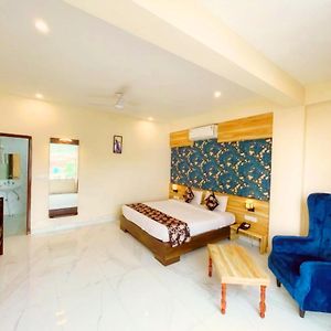 King Room Mountain View